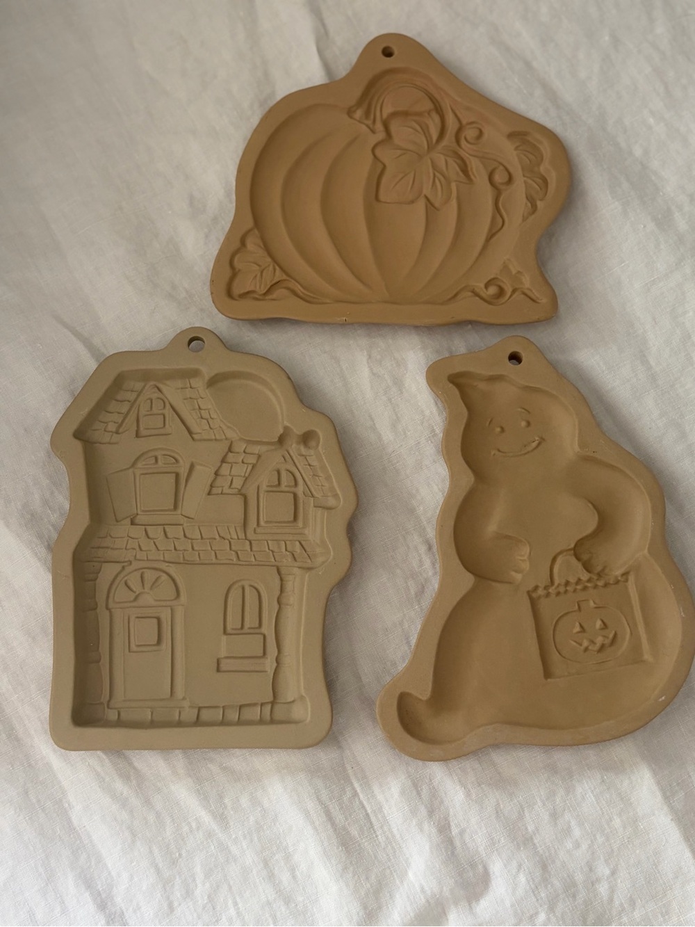 Vintage brown bag\Wilton Halloween pumpkin ghost house stoneware cookie molds